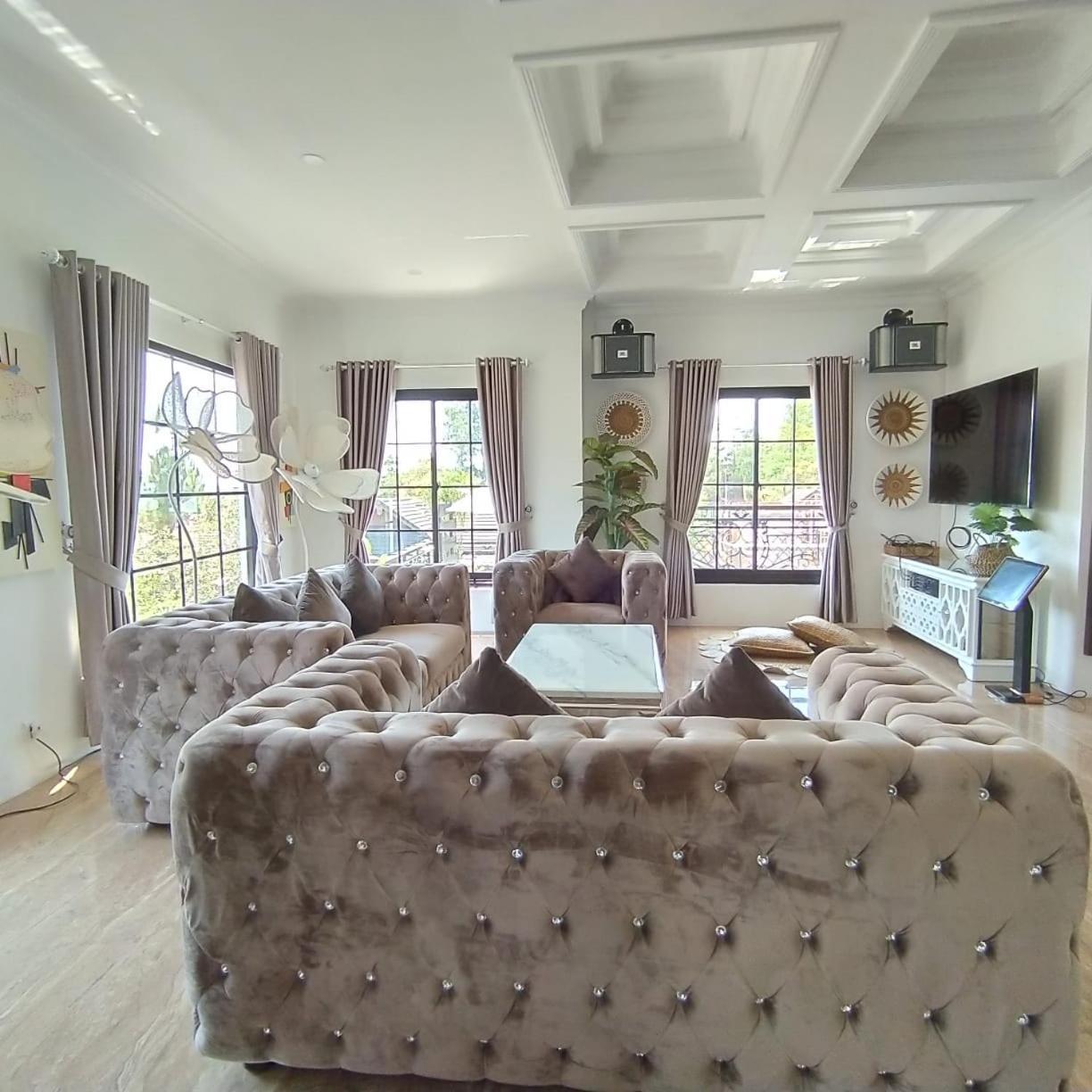 Villa Kota Bunga Malini 7 Cinengangirang Экстерьер фото