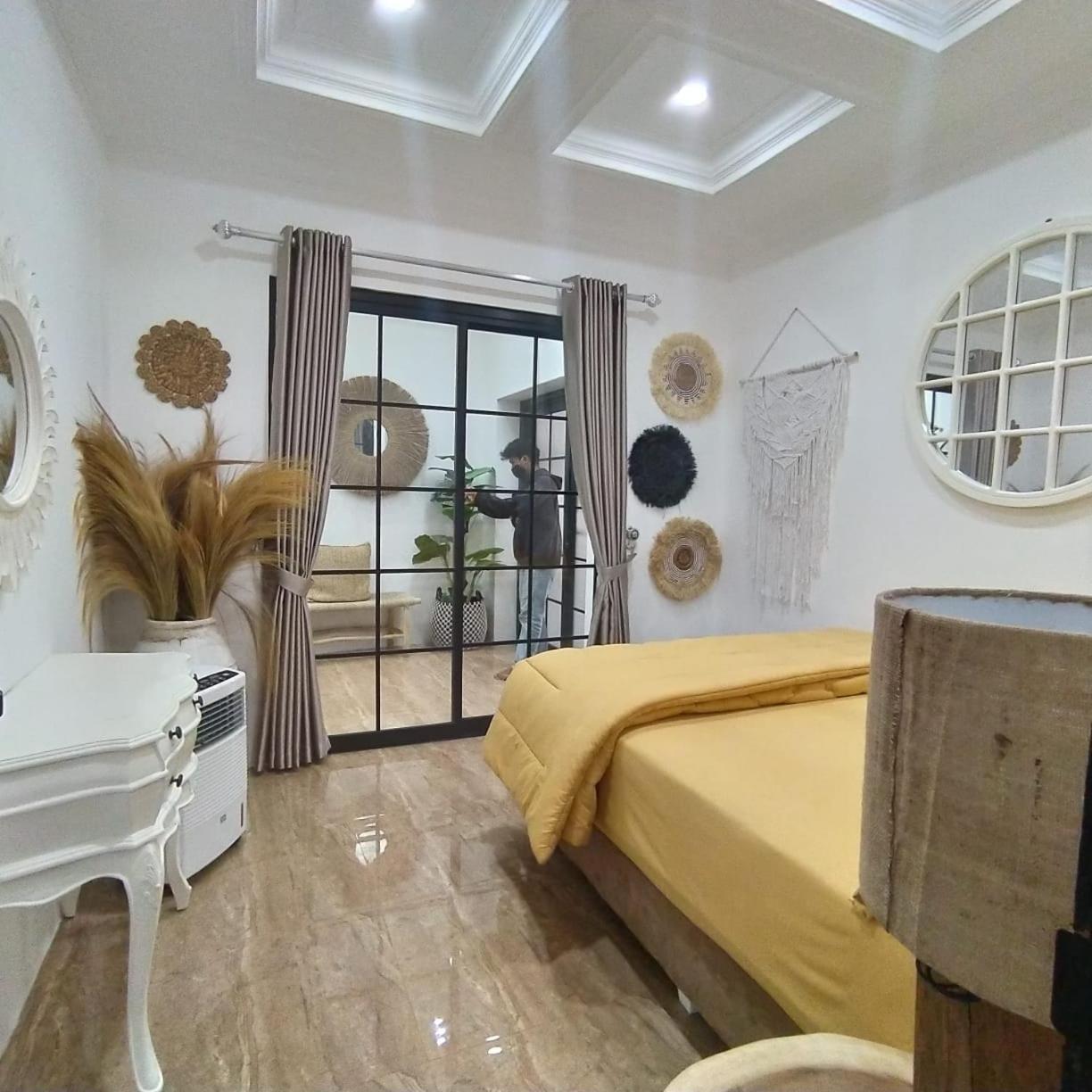 Villa Kota Bunga Malini 7 Cinengangirang Экстерьер фото